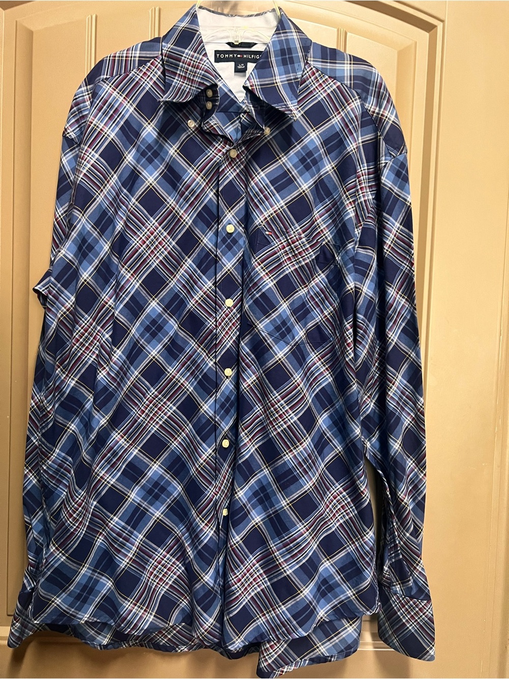 Tommy Hilfiger Men’s L Blue Plaid 100% Cotton Button Down Shirt